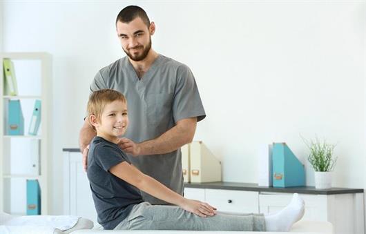 שיקום ילדים ונוער באמצעות מערכת Rehabcube