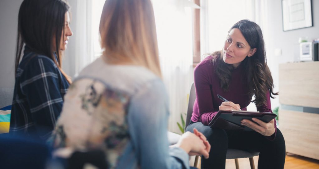 טיפול רגשי - סוציאלי